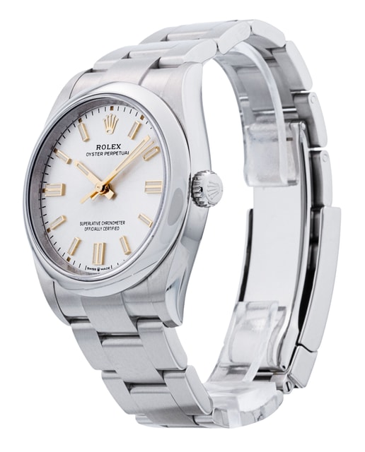 Rolex Oyster Perpetual 126000 Image 2